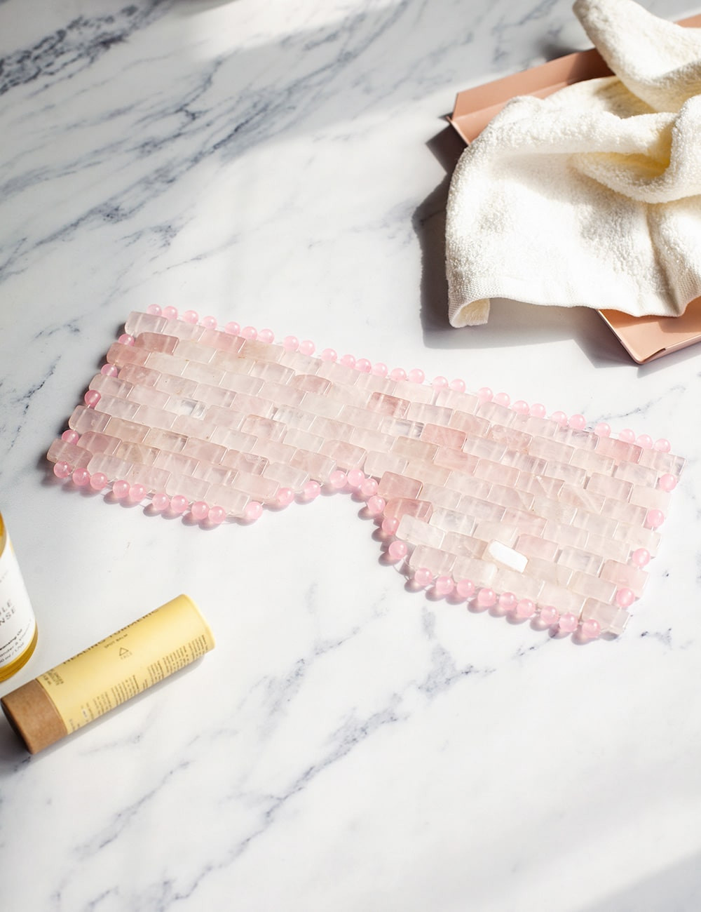 ROSE QUARTZ EYE MASK:  Antifaz de cuarzo rosado