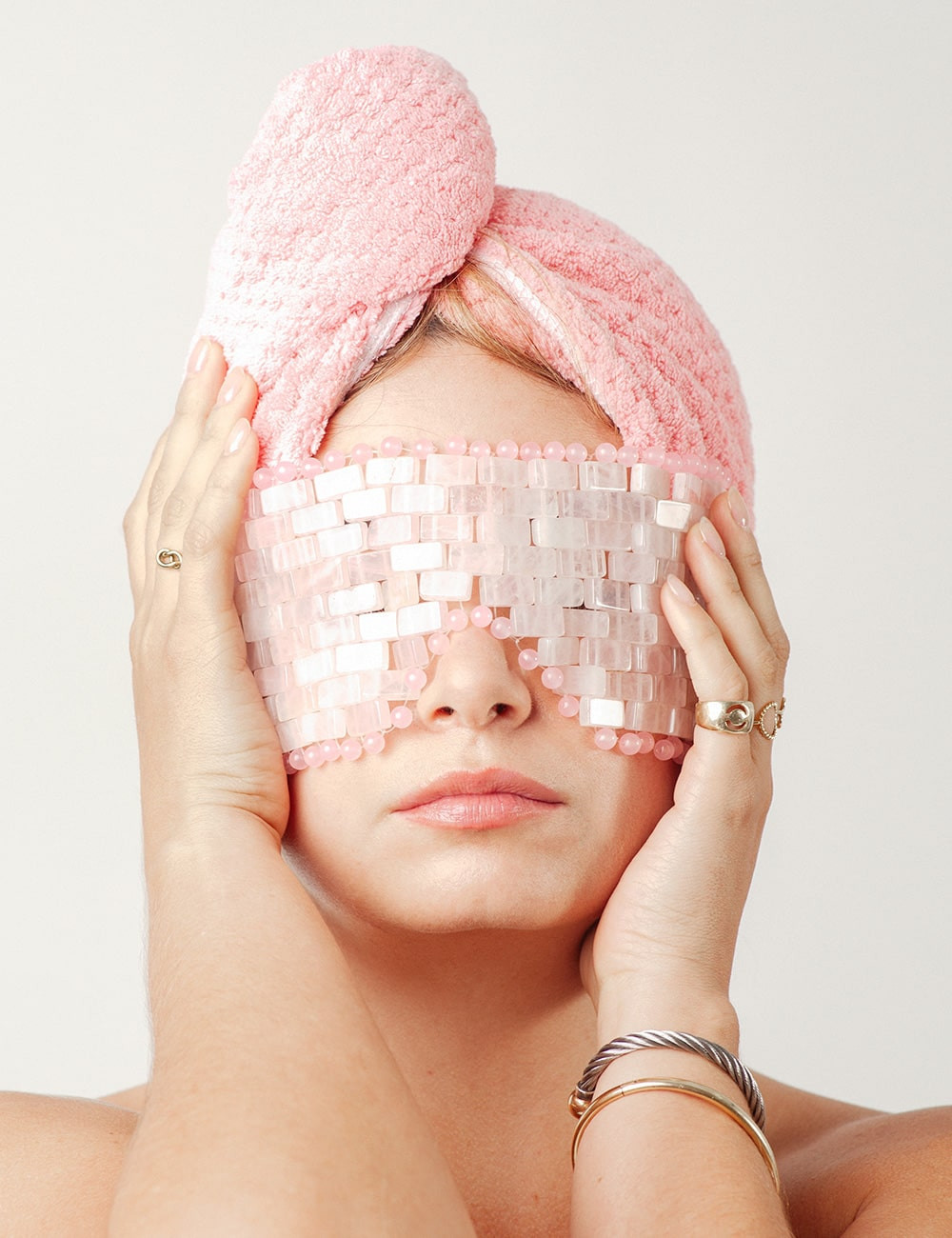 ROSE QUARTZ EYE MASK:  Antifaz de cuarzo rosado